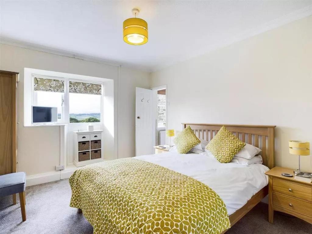 レイバーン Haven House Bed & Breakfast エクステリア 写真