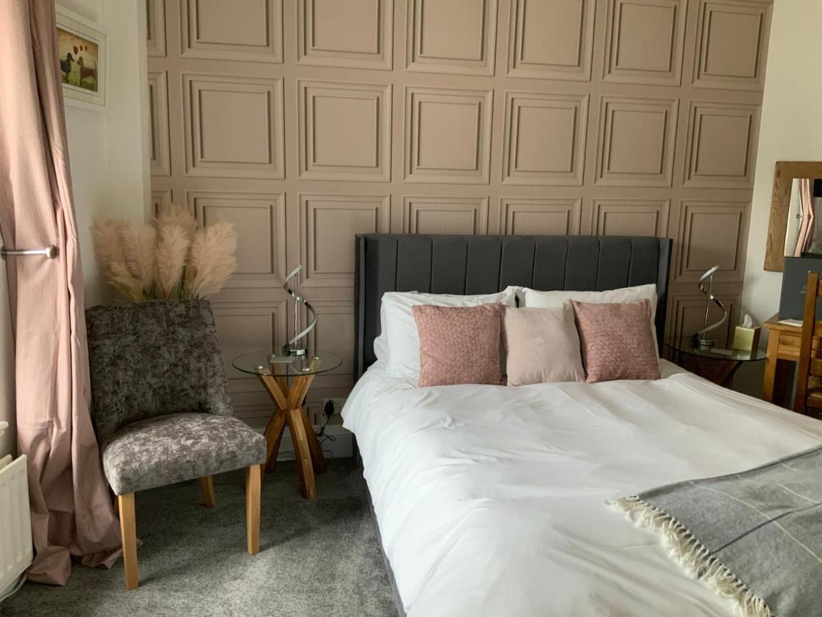 レイバーン Haven House Bed & Breakfast エクステリア 写真
